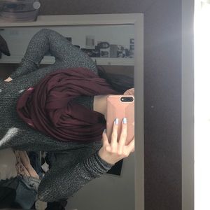 Brandy Melville Maroon Scarf